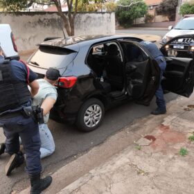 Fotos de Guarda Civil Municipal de Maringá prende motorista de aplicativo acusado de roubar mulheres