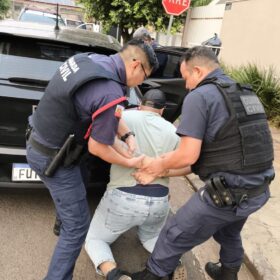 Guarda Civil Municipal de Maringá prende motorista de aplicativo acusado de roubar mulheres Foto 1 Fotos de Guarda Civil Municipal de Maringá prende motorista de aplicativo acusado de roubar mulheres