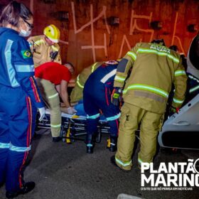 Fotos de Homem é socorrido após capotamento de veículo no Contorno Norte em Maringá