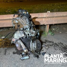 Motor é arrancado e arremessado a cerca de 100 metros após acidente, em Maringá Foto 1 Fotos de Motor é arrancado e arremessado a cerca de 100 metros após acidente, em Maringá