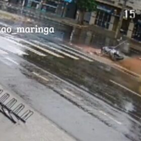 Fotos de Motociclista sofre queda impressionante na Avenida Mandacaru em Maringá mas escapa sem ferimentos graves