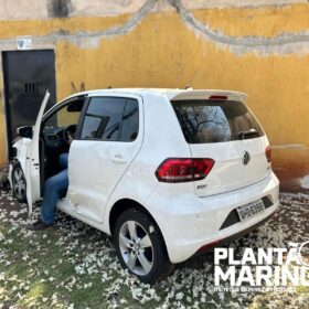 Fotos de Motorista avança preferencial e provoca grave acidente em Maringá, o acidente foi registrado por uma câmera de segurança