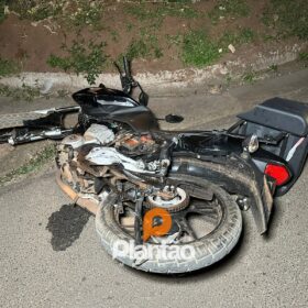 Câmera de segurança registrou acidente que matou morador de Maringá na BR-376 Foto 1 Fotos de Câmera de segurança registrou acidente que matou morador de Maringá na BR-376