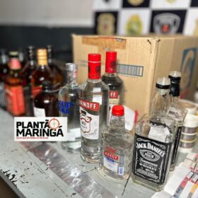 Fotos de Policia Militar fecha fábrica que falsificava Whiskey e vodka em Maringá  