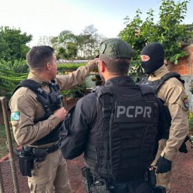 Três operações deflagradas simultaneamente em 22 cidades do Paraná, contra suspeitos de homicídios, tentativas de homicídio, tráfico de drogas e roubo de cargas Foto 1 Fotos de Três operações deflagradas simultaneamente em 22 cidades do Paraná, contra suspeitos de homicídios, tentativas de homicídio, tráfico de drogas e roubo de cargas