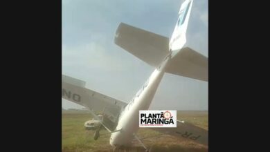 Fotos de Avião sai da pista durante decolagem em Maringá  