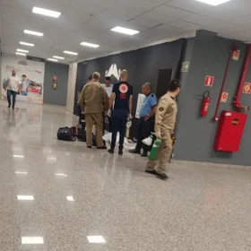 Homem de 43 anos morre dentro de supermercado no Paraná Foto 3 Fotos de Homem de 43 anos morre dentro de supermercado no Paraná