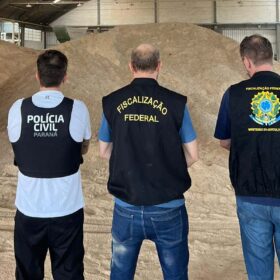 Fotos de Policia Civil prende suspeitos por adulteração de farelo de soja destinado à exportação