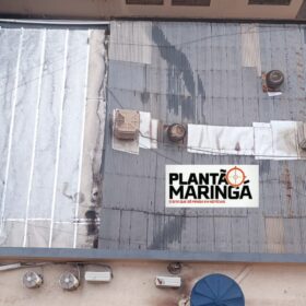 Teto de loja desaba após rajada de vento em Maringá; VÍDEO Foto 1 Fotos de Teto de loja desaba após rajada de vento em Maringá; VÍDEO