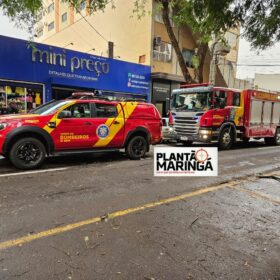 Fotos de Teto de loja desaba após rajada de vento em Maringá; VÍDEO 