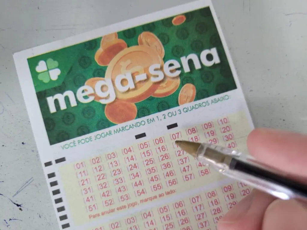 Aposta de Maringá fatura prêmio na Mega-Sena acumulada Foto 3 Fotos de Aposta de Maringá fatura prêmio na Mega-Sena acumulada