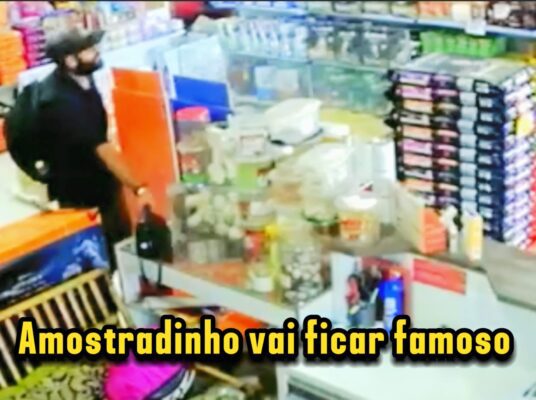 Criminoso furta bolsa de funcionária em Pet Shop de Maringá; câmeras registram ação Foto 1 Fotos de Criminoso furta bolsa de funcionária em Pet Shop de Maringá; câmeras registram ação