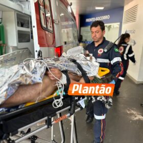 Motociclista é socorrido em estado grave após acidente em Maringá Foto 2 Fotos de Motociclista é socorrido em estado grave após acidente em Maringá