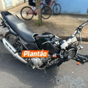 Motociclista é socorrido em estado grave após acidente em Maringá Foto 5 Fotos de Motociclista é socorrido em estado grave após acidente em Maringá