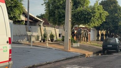 Fotos de Pai faz filhos reféns na região e morre baleado pelo Bope após iniciar “contagem regressiva”