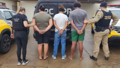Fotos de Professora é presa por tráfico de drogas na região