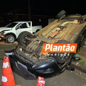 Acidente no Jardim América deixa veículo capotado e uma pessoa ferida Foto 1 Fotos de Acidente no Jardim América deixa veículo capotado e uma pessoa ferida