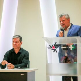 Fotos de Maringá: Deputado Jacovós participa do repasse de R$ 19 milhões para conclusão de obras no HU/UEM