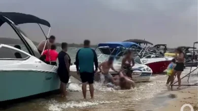 Fotos de Vídeo mostra briga generalizada entre banhistas na prainha de Porto Rico