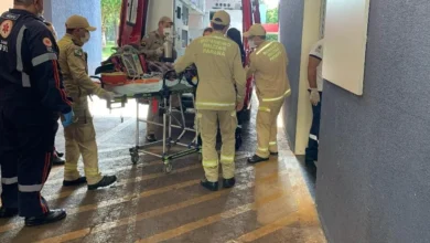 Fotos de Bebê subiu em cama antes de despencar da janela de prédio de 9 metros, no Paraná