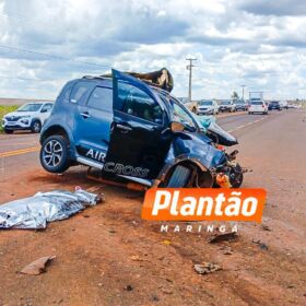 Câmera registra colisão entre carro e caminhão que deixou uma mulher morta na PR-317 Foto 1 Fotos de Câmera registra colisão entre carro e caminhão que deixou uma mulher morta na PR-317