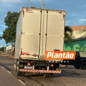 Fotos de Motociclista fica em estado grave após colisão traseira com caminhão no Contorno Sul em Maringá