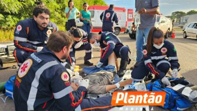 Fotos de Motociclista fica em estado grave após colisão traseira com caminhão no Contorno Sul em Maringá