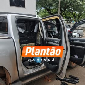 PRF apreende em Maringá Hilux com mais de uma tonelada e meia de maconha - Veja o momento da perseguição Foto 6 Fotos de PRF apreende em Maringá Hilux com mais de uma tonelada e meia de maconha - Veja o momento da perseguição