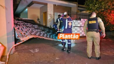 Fotos de Criminosos invadem residência e executam homem na frente da mãe em Sarandi