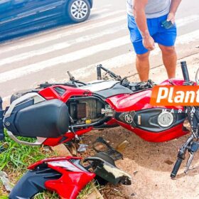 Motociclista sofre grave acidente no Conjunto Requião, em Maringá Foto 5 Fotos de Motociclista sofre grave acidente no Conjunto Requião, em Maringá