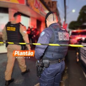Fotos de Comerciante pai de dez filho é morto pelas costas a facadas após discussão por venda de celular em Sarandi