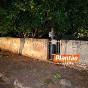 Fotos de Homem é morto a facadas após discussão na noite desta quarta-feira