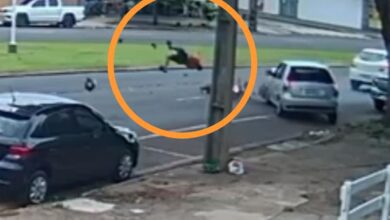 Fotos de Motociclista na contramão fica ferido após colisão frontal em Maringá