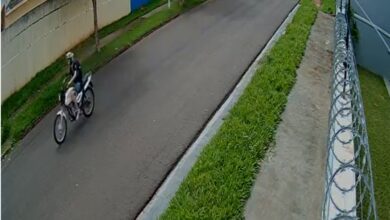 Fotos de Menino de 12 anos é assaltado e ameaçado por mais de 15 minutos em Maringá; vídeo