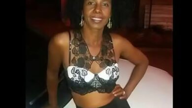 Fotos de Mulher é morta pela amiga com facada nas costas após discussão
