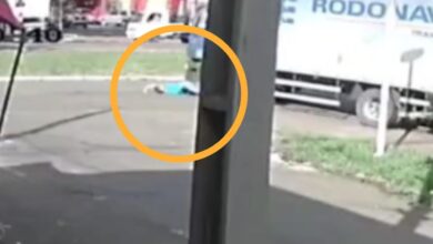 Fotos de Vídeo mostra idosa de 80 anos sendo atropelada por caminhão