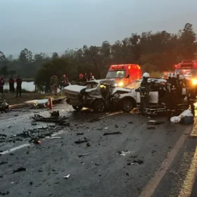 Acidente com carro de Maringá deixa 1 morto e 3 gravemente feridos Foto 1 Fotos de Acidente com carro de Maringá deixa 1 morto e 3 gravemente feridos