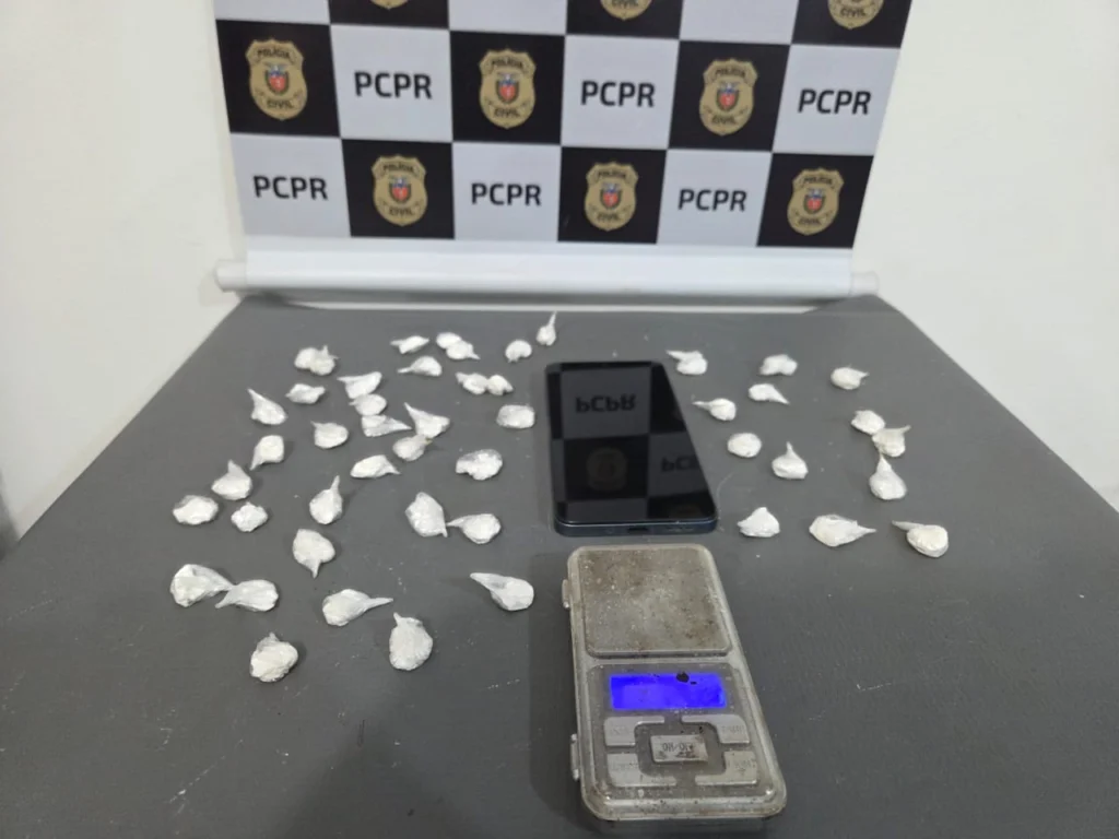 Barbearia fake em Maringá servia como ponto de venda de cocaína Foto 2 Fotos de Barbearia fake em Maringá servia como ponto de venda de cocaína