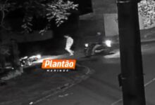 Fotos de Criminosos derrubam mulher de moto e agridem vítima durante tentativa de assalto em Maringá