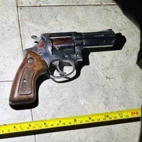 Fotos de Dois homens morrem em confronto com a Rotam de Sarandi; armas e drogas são apreendidas