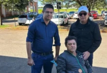 Fotos de Ciclista atropelado por carro de luxo em Maringá tem alta hospitalar