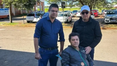 Fotos de Ciclista atropelado por carro de luxo em Maringá tem alta hospitalar