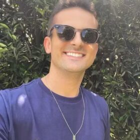 Fotos de Motorista bate carro na traseira de caminhão e morre na BR-376