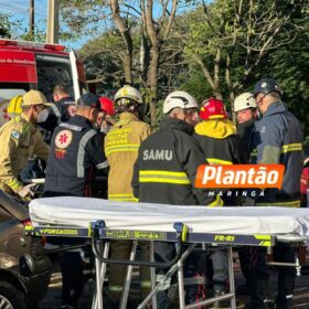 Fotos de Mulher e adolescente morrem após grave acidente no Contorno Sul em Maringá