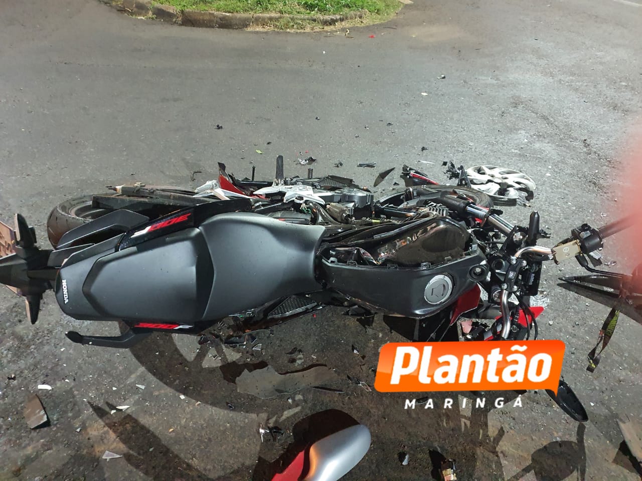 Fotos de Polícia pede ajuda para identificar motorista que causou grave acidente em Maringá