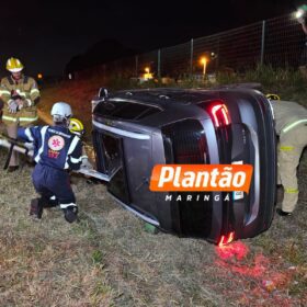 Repórteres presenciam capotamento na BR-376 em Maringá Foto 1 Fotos de Repórteres presenciam capotamento na BR-376 em Maringá
