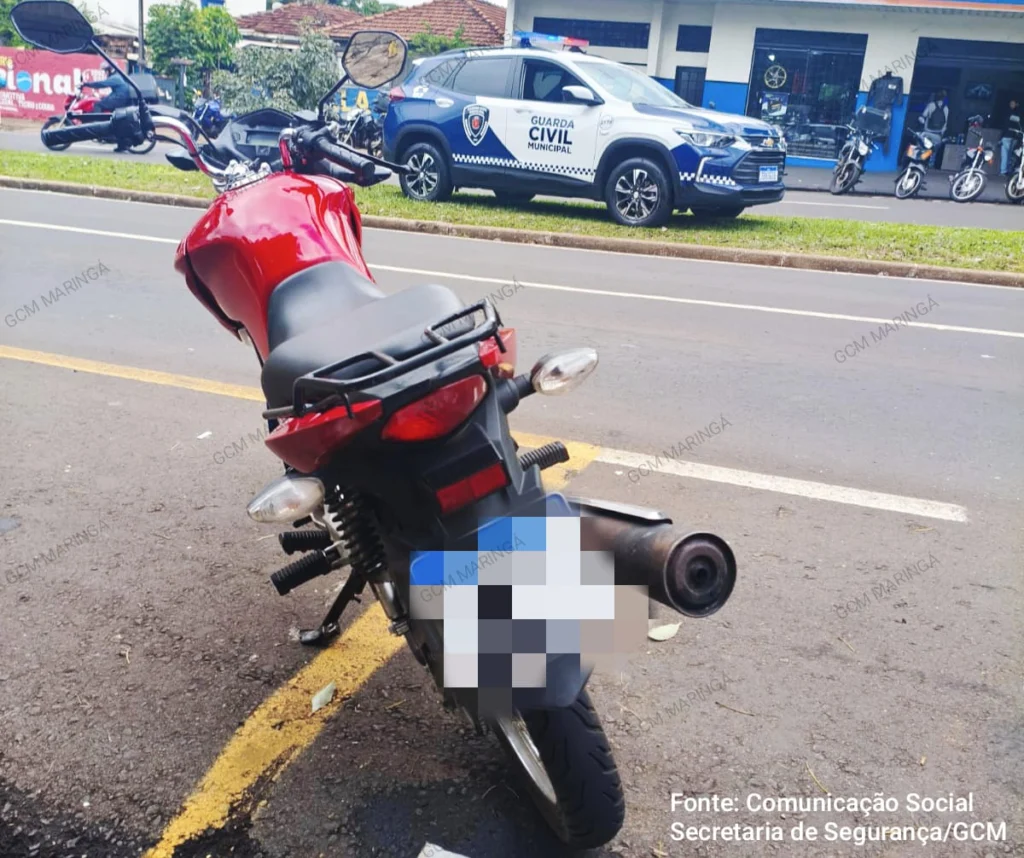 Fotos de Após 7 anos, GCM recupera moto furtada em Mandaguari circulando em Maringá