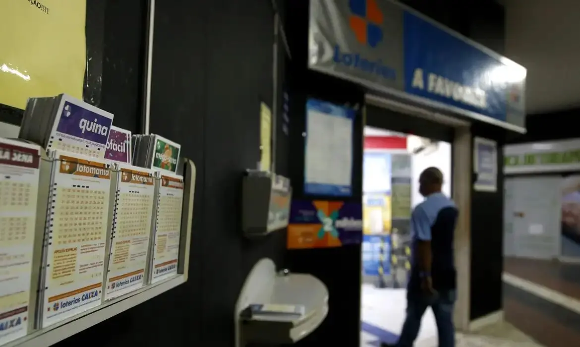 Aposta de Maringá ganha mais de R$ 600 mil na loteria; veja detalhes Foto 2 Fotos de Aposta de Maringá ganha mais de R$ 600 mil na loteria; veja detalhes