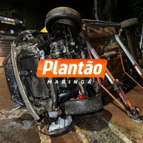 Carro capota e motorista é intubado após grave acidente em Maringá Foto 8 Fotos de Carro capota e motorista é intubado após grave acidente em Maringá