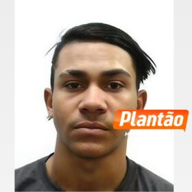 Fotos de Dois suspeitos de integrar quadrilha de roubo de iPhones morrem em confronto com a PM 